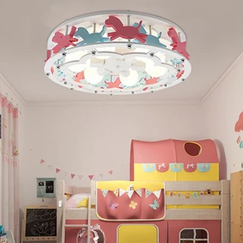 Модерен, лесен, топъл и креативен тавана лампа за детска стая на Троян е подходящ за спални помещения и коридори
